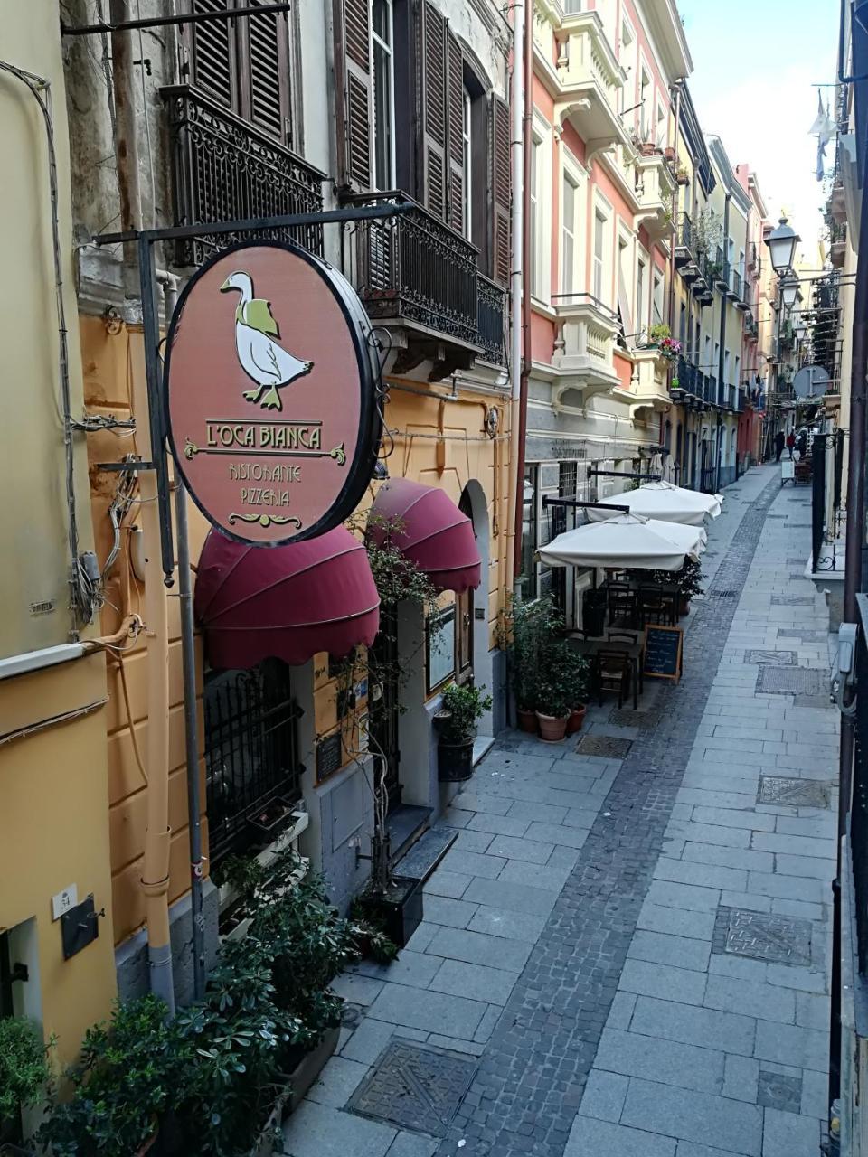 Bed & Breakfast B.house Cagliari